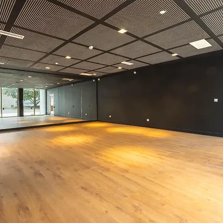 Babel Community Lille - D'ascq 4* 발뇌브다스크