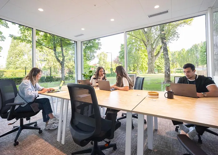 Otel Babel Community Lille - D'ascq 4*